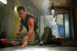 MV5BMjExNzgwMzUwMl5BMl5BanBnXkFtZTcwODMwOTE3OQ252540252540._V1._SX640_SY427_