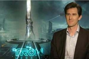 tmp_3306-tron-kosinski-555313000156