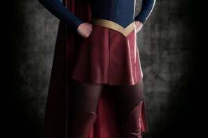 tmp_23609-supergirl-first-look-image-full-body-2-392125594