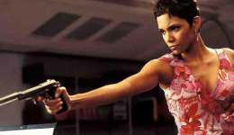 DHS-_Jinx_28James_Bond_character_played_by_Halle_Berry29_in_Die_Another_Day
