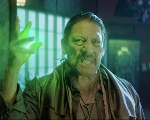 Green Ghost-Film Still 1-1.jpg