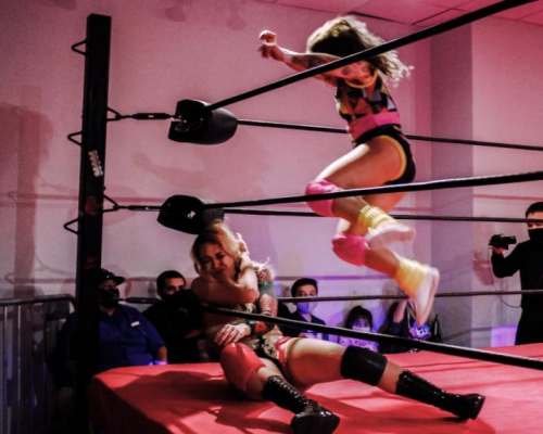 THE OTHER SIDE OF THE RING Review: A Tale Of Brutal Spills And Alluring Thrills That Know No Gender