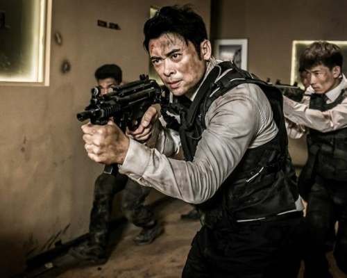 ONE LAST SHOT Review:  Storm of Bullets with Sci-Fi flavor