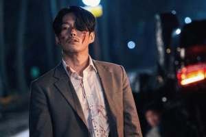 PaidinBlood-JangHyuk-KoreanActionCrimeThriller-WellGoUSA-1340x754-4