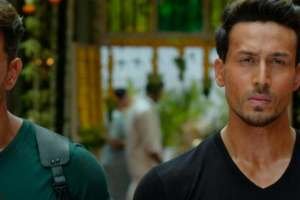 hrithik-roshan-and-tiger-shroff-in-wared3aa7a026f56f7f9f64ff0b00090313