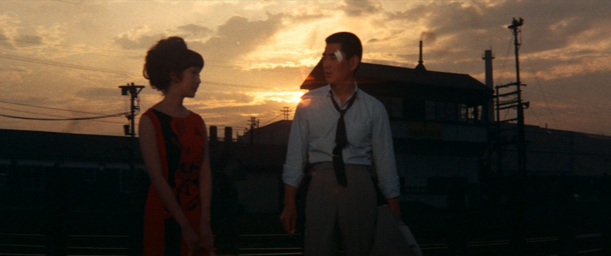 Michiko Saga and Ken Takakura in "Another Abashiri Prison"