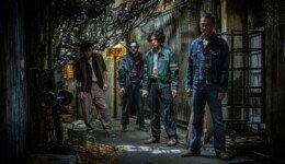 TWILIGHT OF THE WARRIORS: WALLED IN