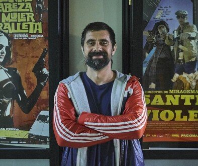 mv5bmjeyowniyjitmzi5os00y2y1ltlkyjctywmwnjg1zgjjnty4xkeyxkfqcgc-_v1_fmjpg_ux1000_