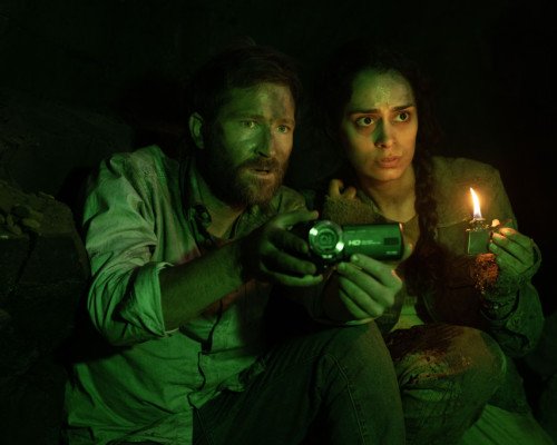 Jamie Costa and Emalia in Scurry (Signature Entertainment)