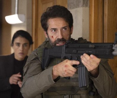 1464414_hannahwareandscottadkinsinonelastshotphotocreditleemillssignaturefilms16_825967_crop