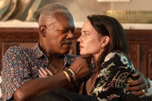 Samuel L. Jackson and Eva Green in "Just Play Dead" (Photo by Rico Torres)