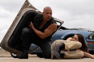 MV5BODg3MjhhODQtNjJjOC00NTQ1LThkMzUtNzBhOTJjYzc2NGNlXkEyXkFqcGdeQWFkcmllY2xh._V1_