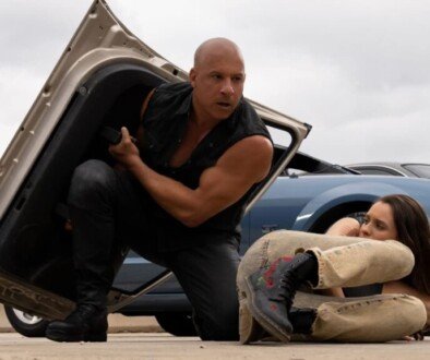 MV5BODg3MjhhODQtNjJjOC00NTQ1LThkMzUtNzBhOTJjYzc2NGNlXkEyXkFqcGdeQWFkcmllY2xh._V1_