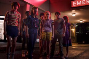 Stranger Things_ The Complete Series (Image 1)