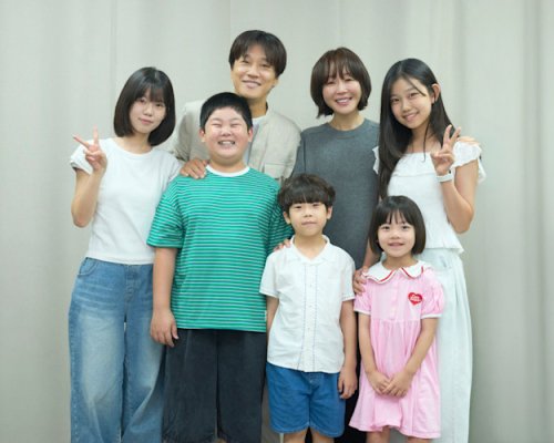TwoCopsandFiveKids_Reading_A00685_3