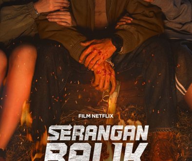 4x5 Never Surrender Key Art.