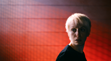 HUMAN_STILL_2